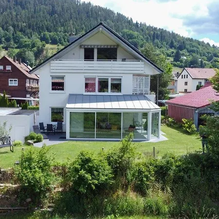 Διαμέρισμα Am Enzufer Mit Wintergarten Im Schwarzwald
