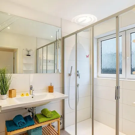 Am Enzufer Mit Wintergarten Im Schwarzwald *