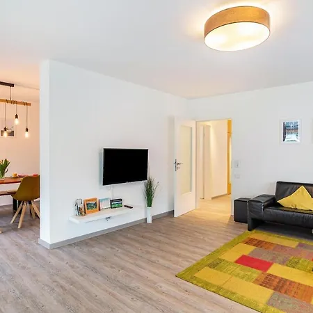 Am Enzufer Mit Wintergarten Im Schwarzwald *